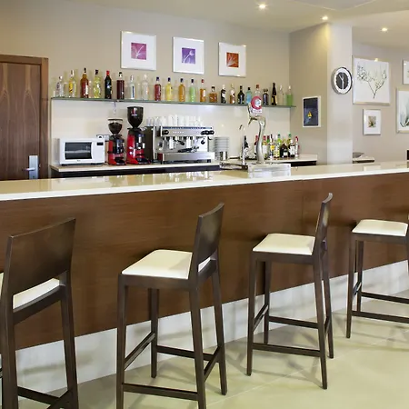 Holiday Inn Express Campo de Gibraltar-Barrios 