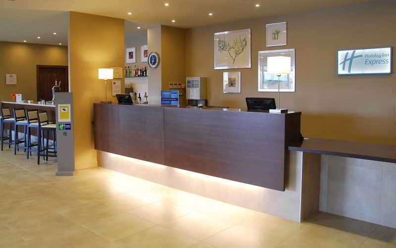 Hotel Express Campo De Gibraltar-barrios By Ihg