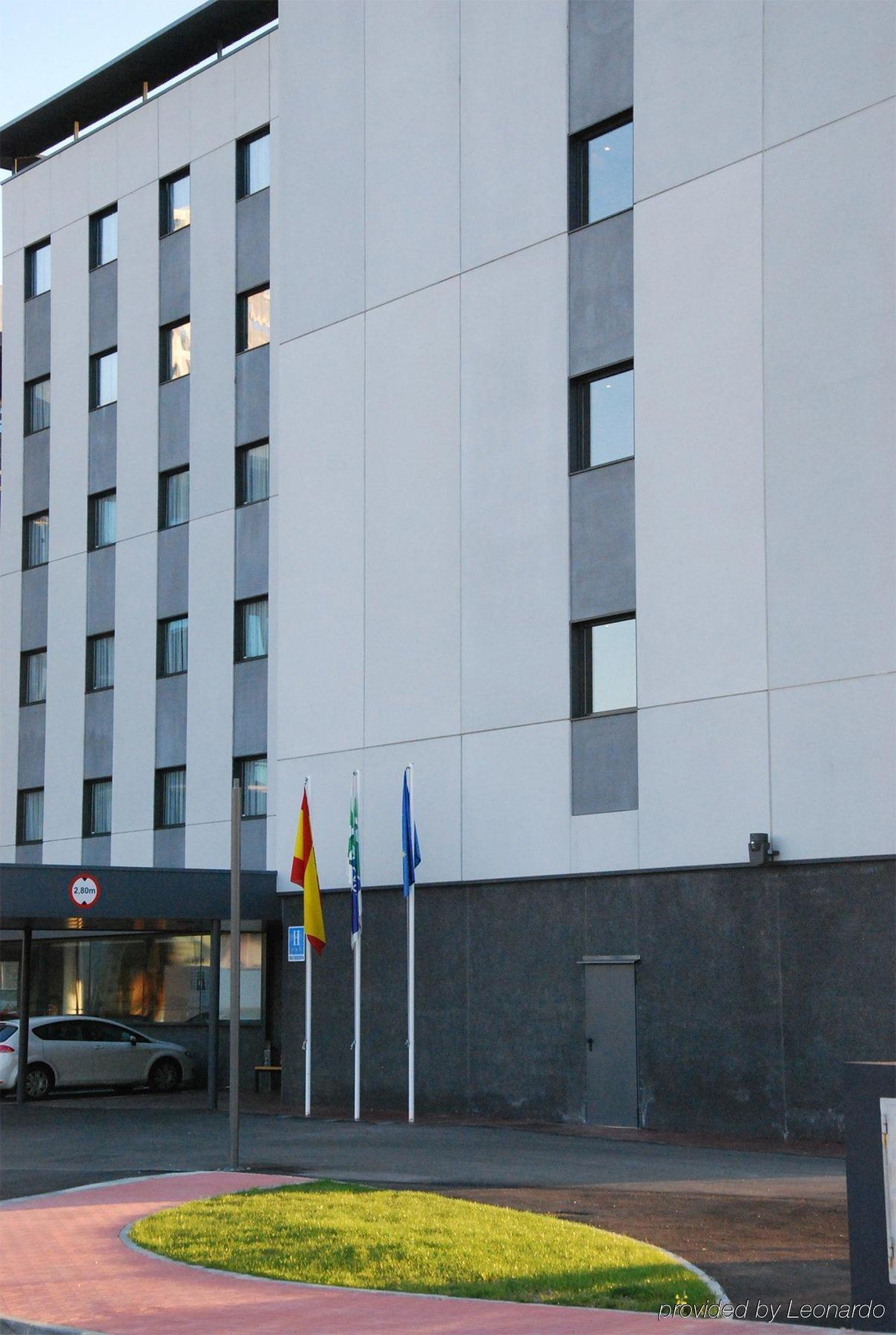 Hotel Express Campo De Gibraltar-barrios By Ihg 3*