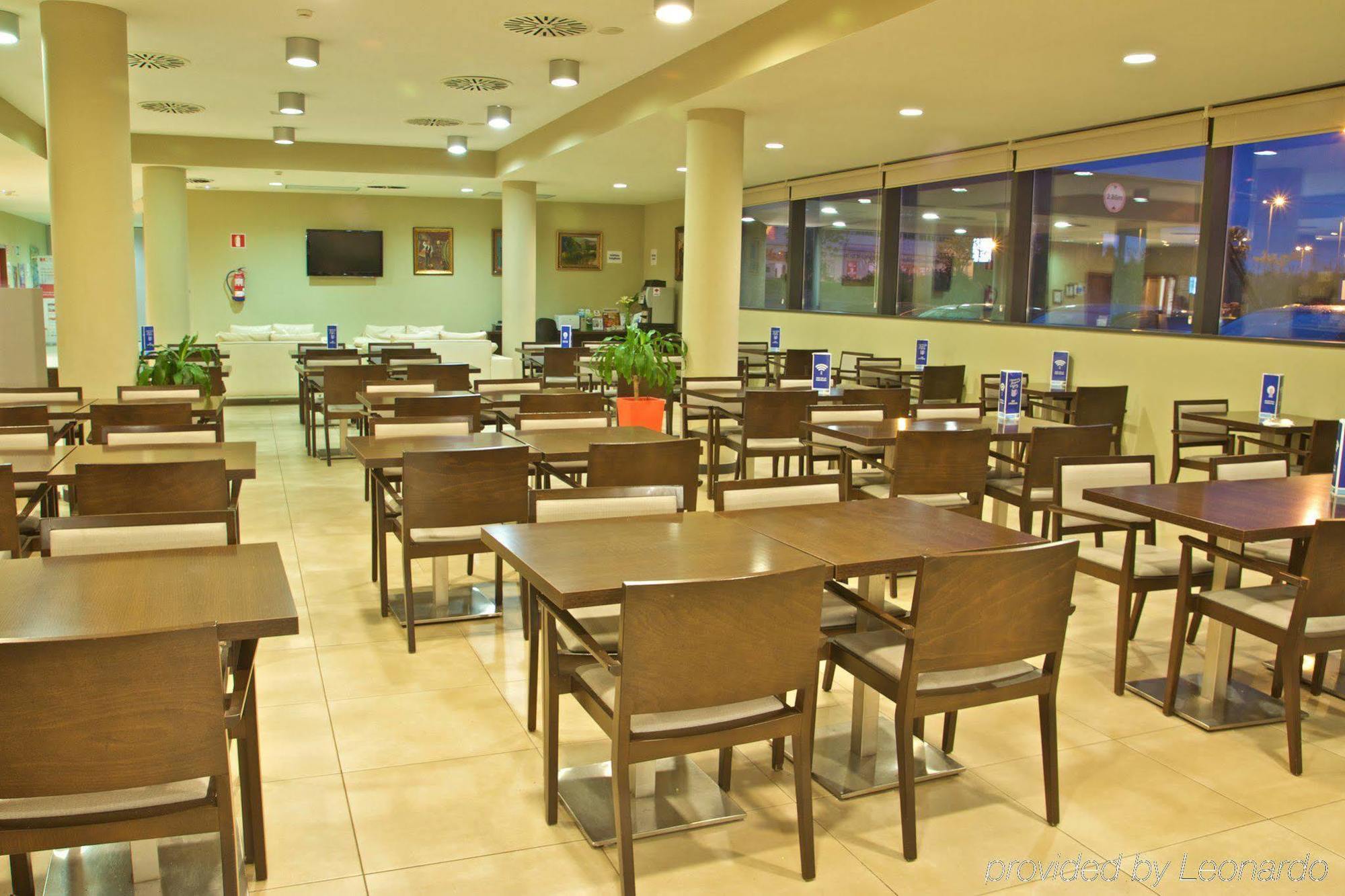 Hotel Express Campo De Gibraltar-barrios By Ihg