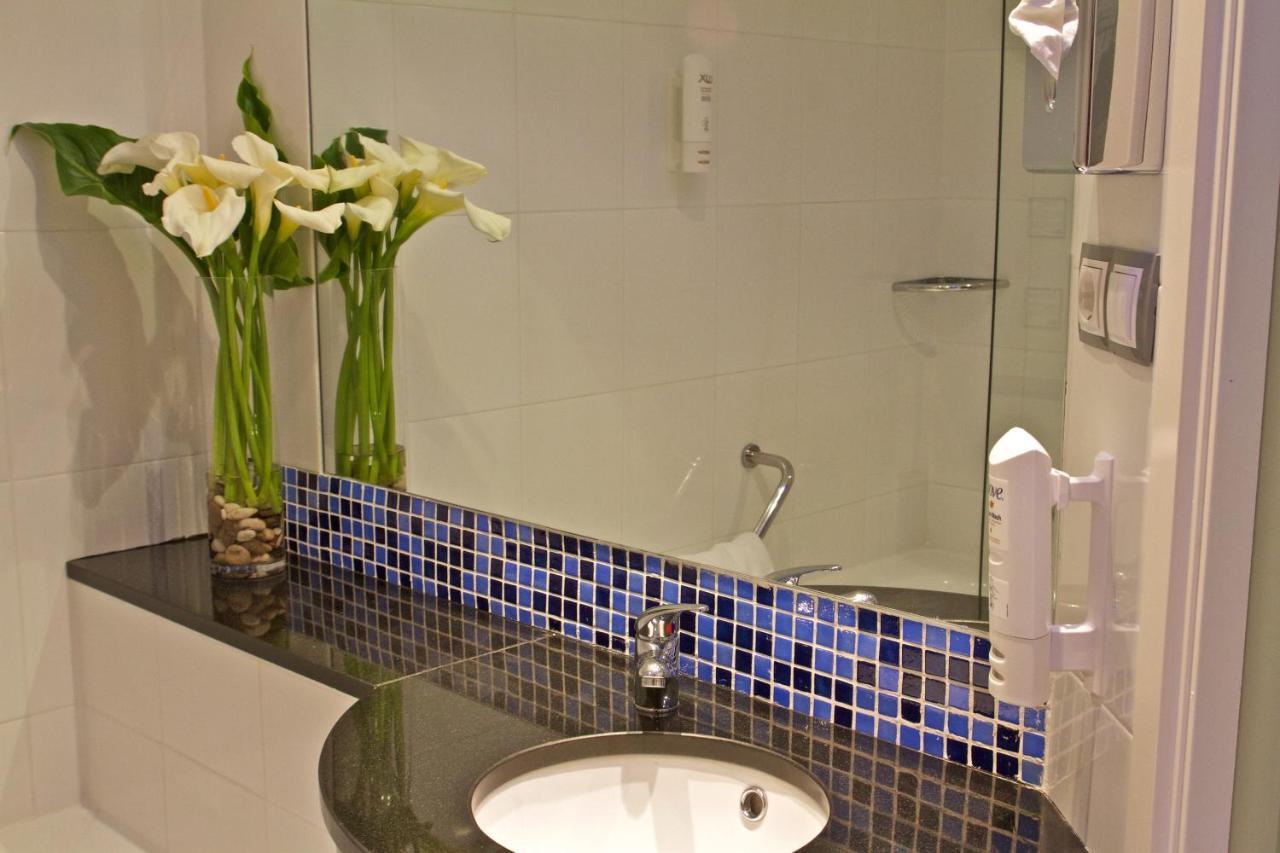 Hotel Express Campo De Gibraltar-barrios, An Ihg 3*