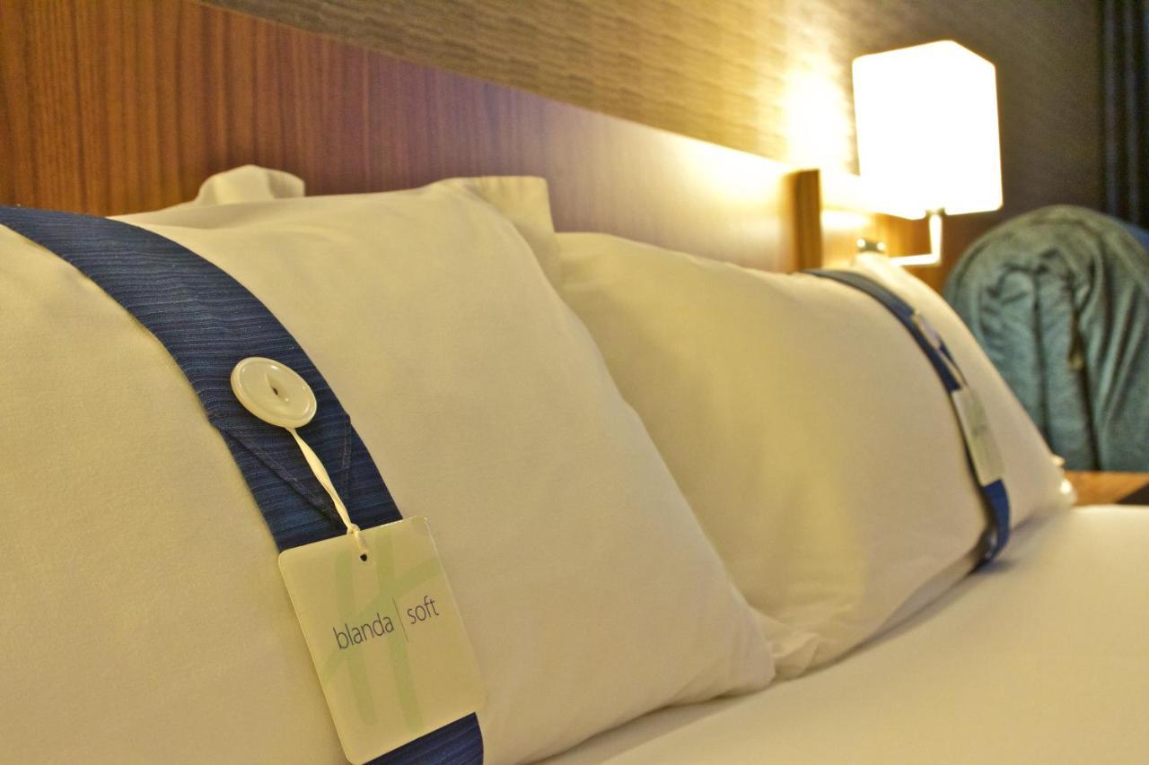Hotel Express Campo De Gibraltar-barrios, An Ihg