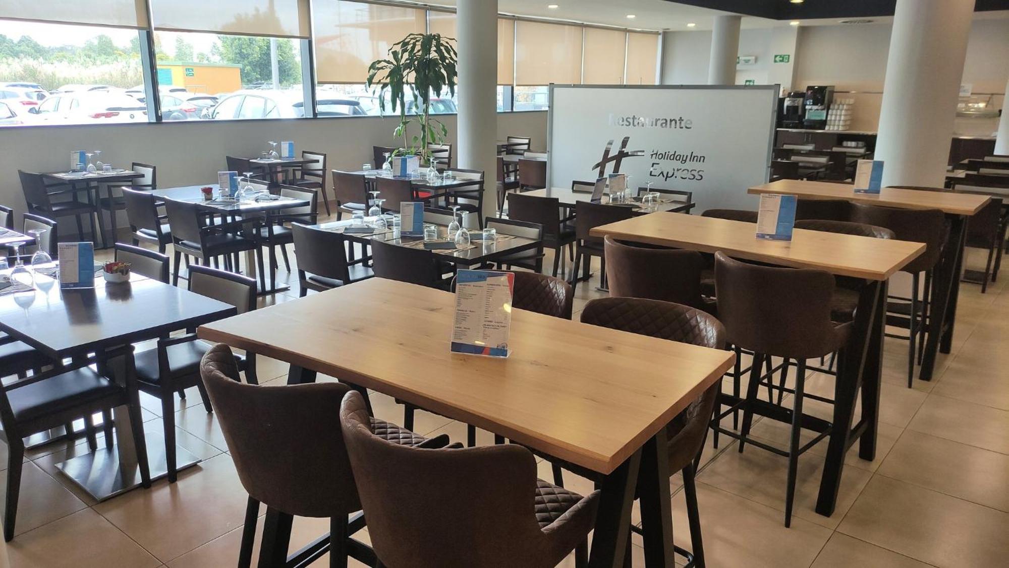 Express Campo De Gibraltar-barrios, An Ihg Los Barrios