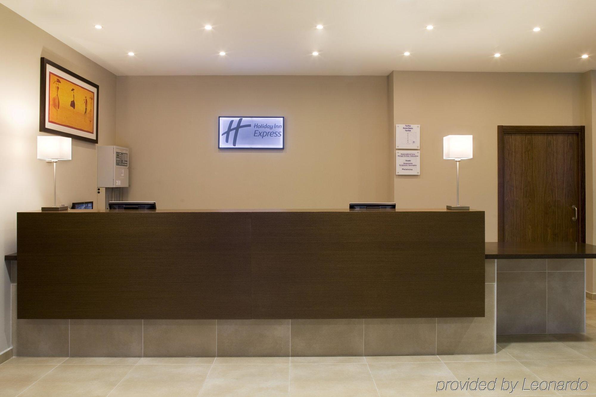 Express Campo De Gibraltar-barrios, An Ihg Los Barrios