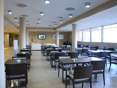 Express Campo De Gibraltar-barrios, An Ihg 3*