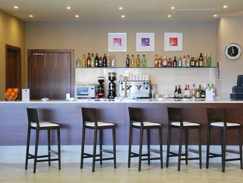 Hotel Express Campo De Gibraltar-barrios, An Ihg 3*