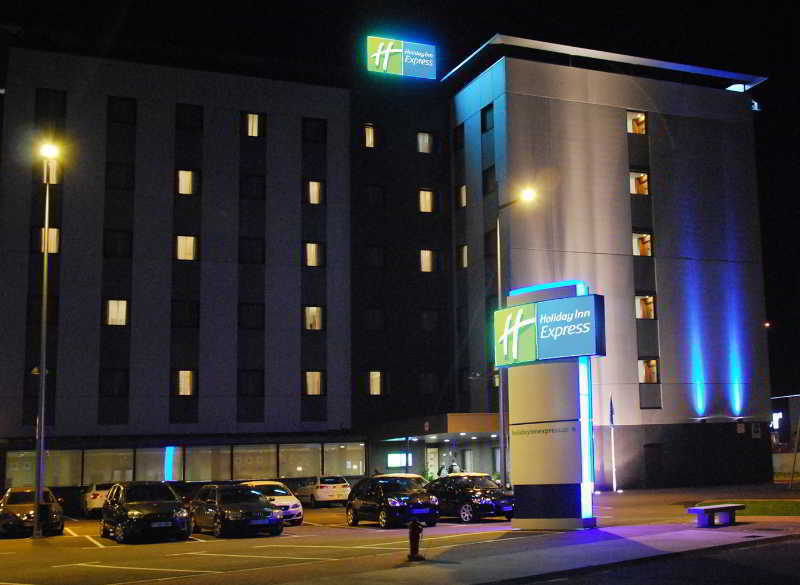 Hotel Express Campo De Gibraltar-barrios By Ihg 3*