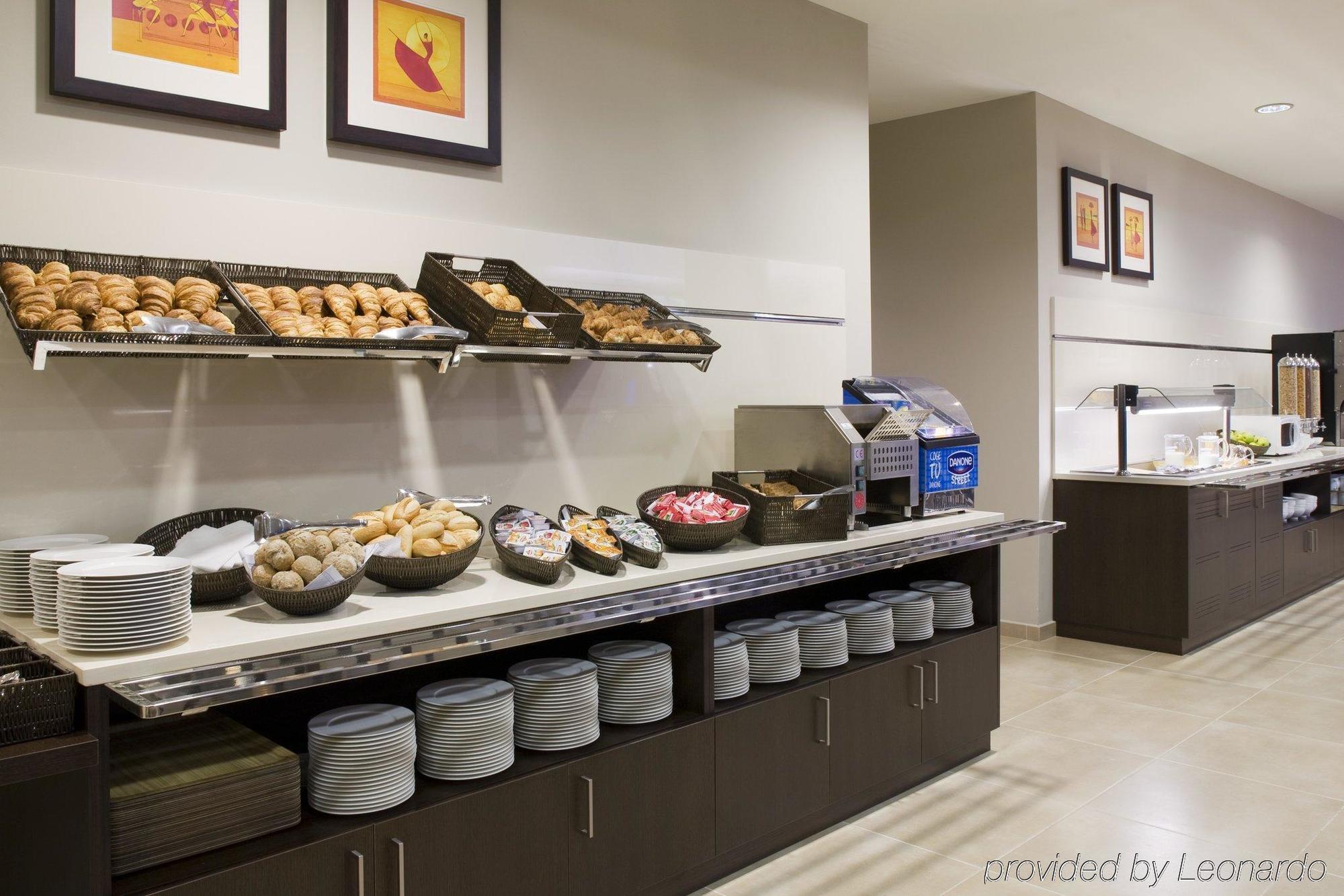 Express Campo De Gibraltar-barrios By Ihg Hotel