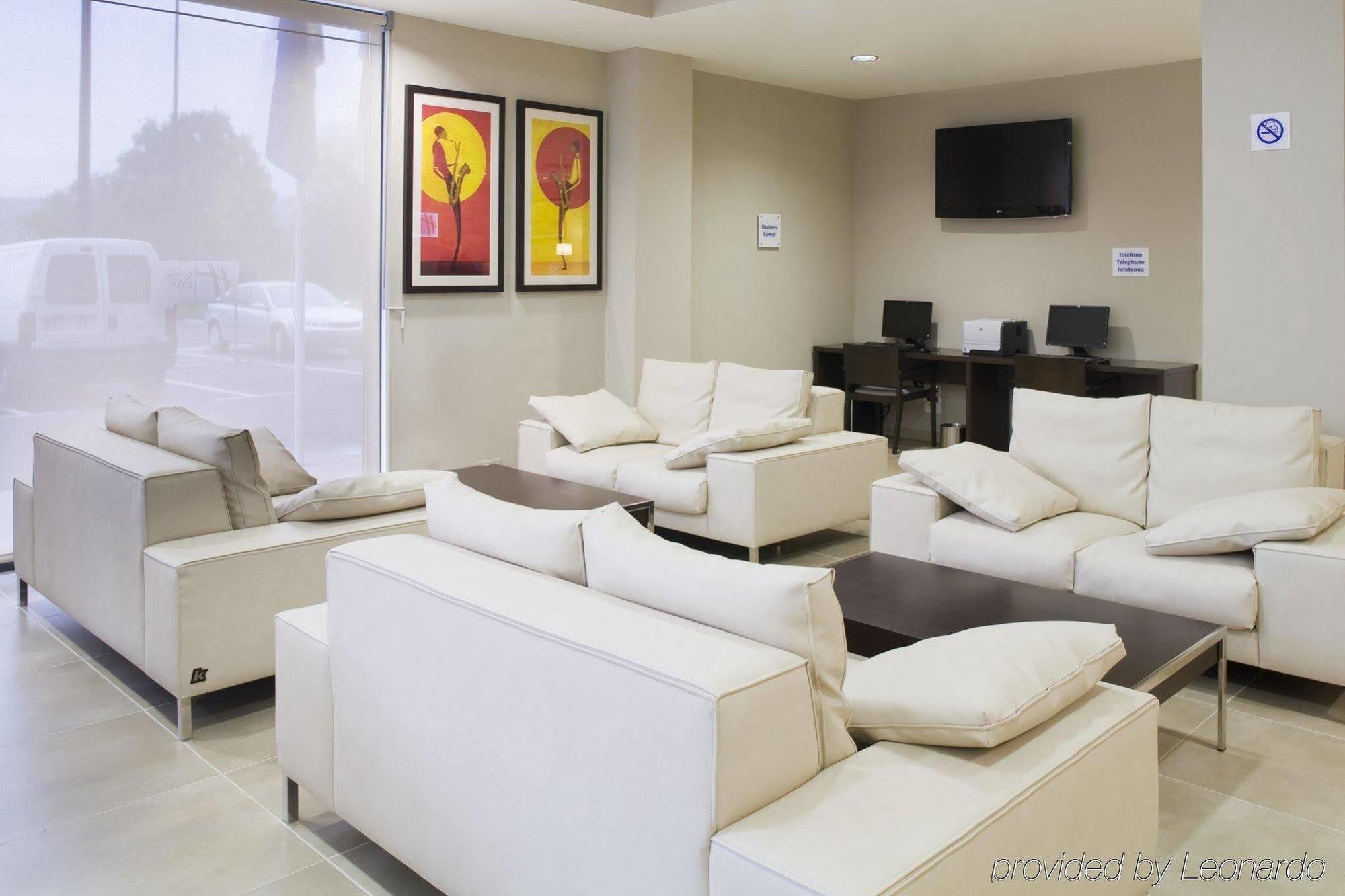 Hotel Express Campo De Gibraltar-barrios By Ihg